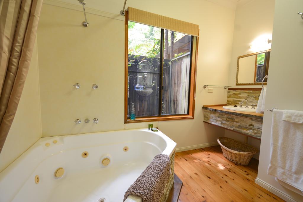 Crater Lakes Rainforest Cottages Yungaburra Exterior foto