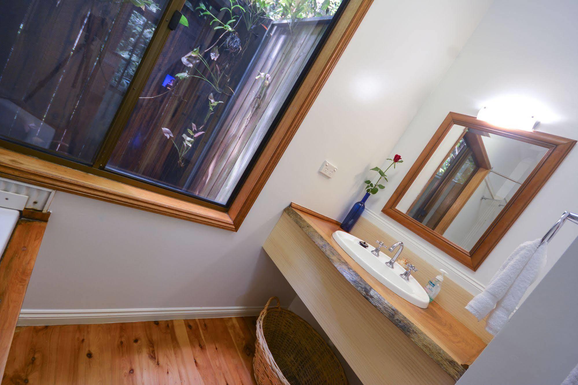 Crater Lakes Rainforest Cottages Yungaburra Exterior foto